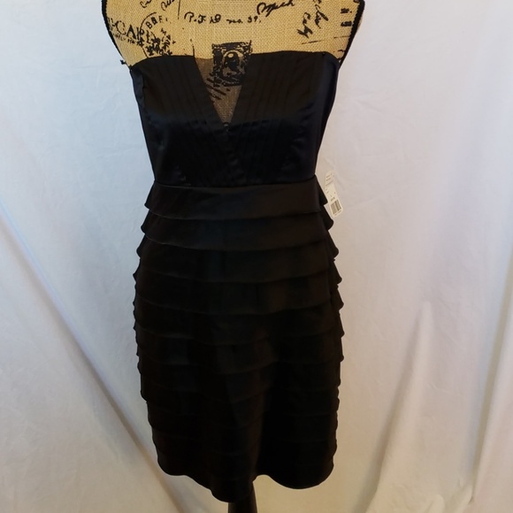 Dresses & Skirts - NWT Women's little black cocktail dress size large